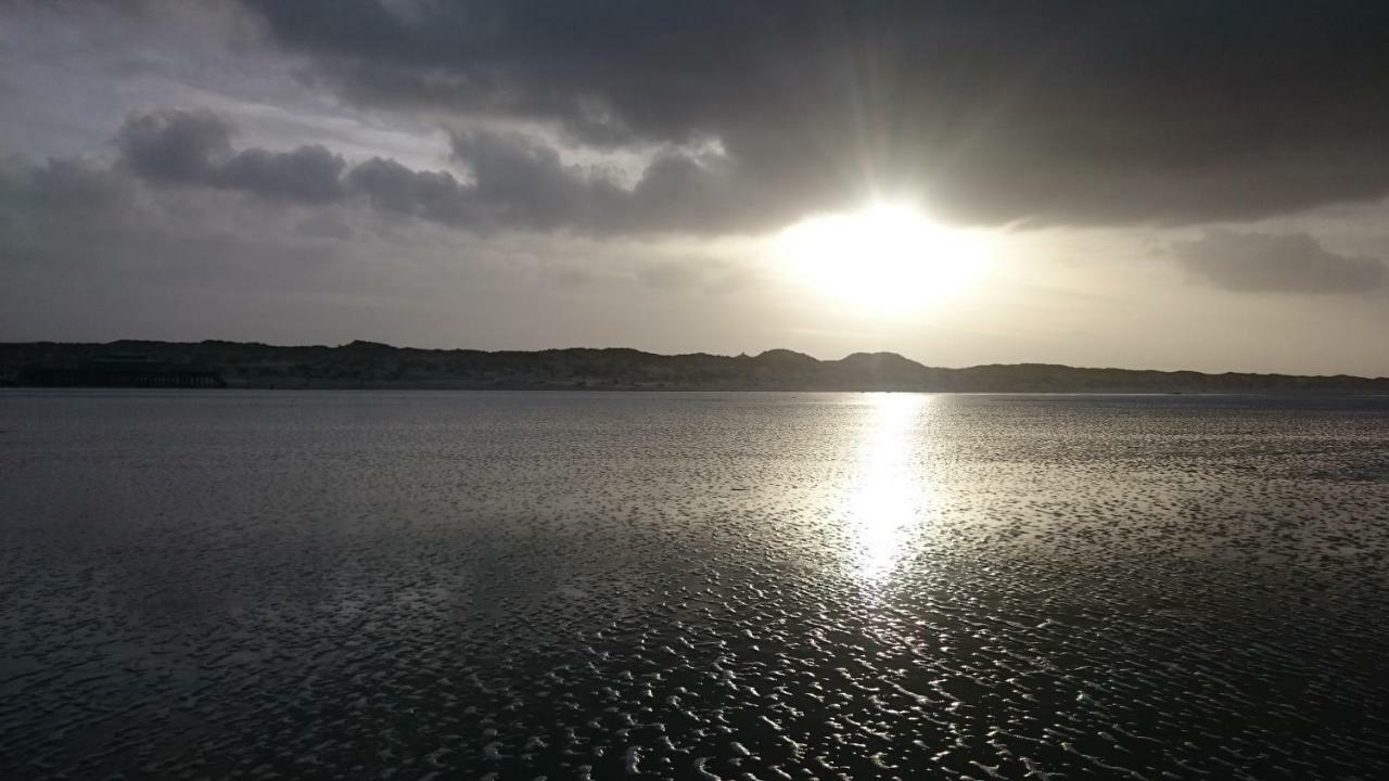 Finistere Apartment Oosterend  ภายนอก รูปภาพ